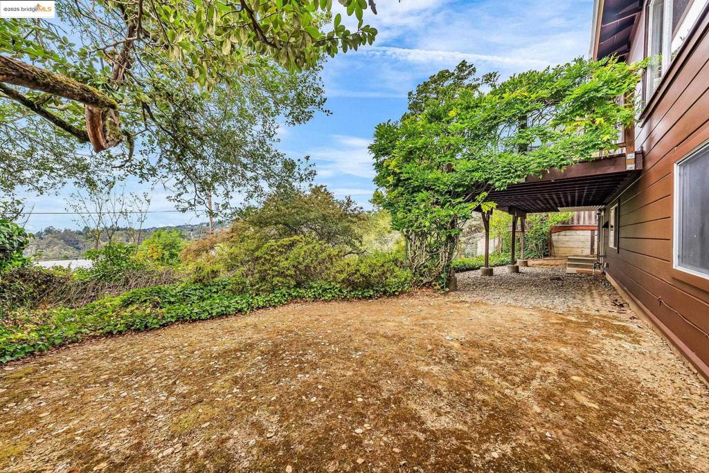 MONTCLAIR - Residential