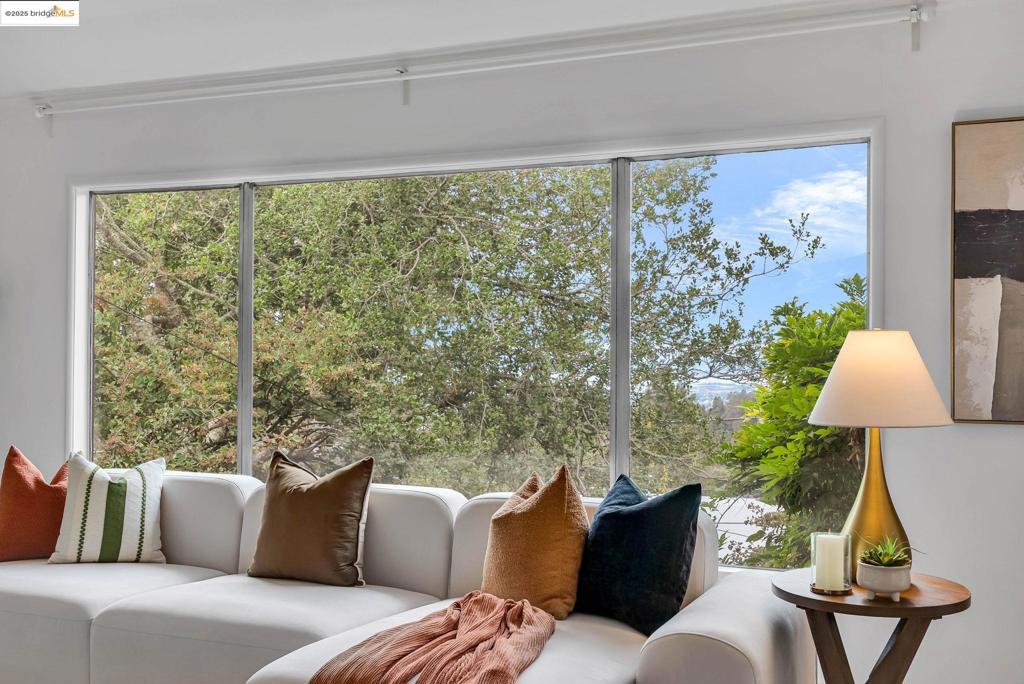 MONTCLAIR - Residential