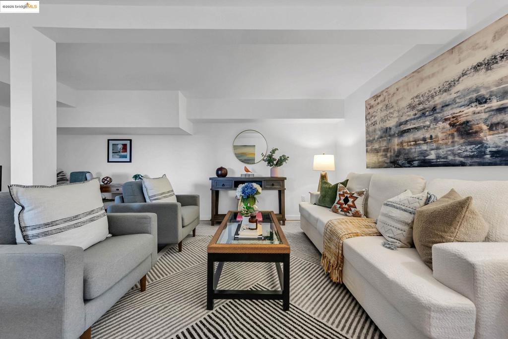 MONTCLAIR - Residential