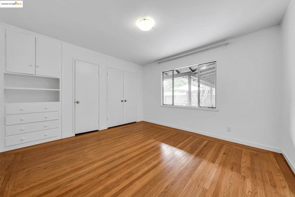 MONTCLAIR - Residential