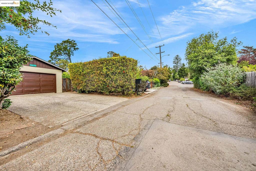 MONTCLAIR - Residential