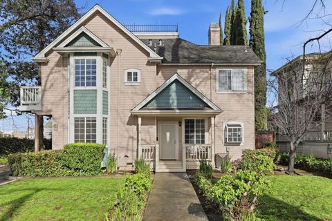 Photo of 558 N 3rd Street, San Jose, CA 95112 (MLS # ML82036002)