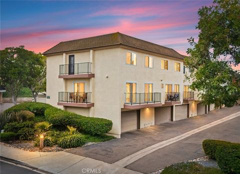Photo of 7720 Nightingale Way, San Diego, CA 92123 (MLS # SW26097823)
