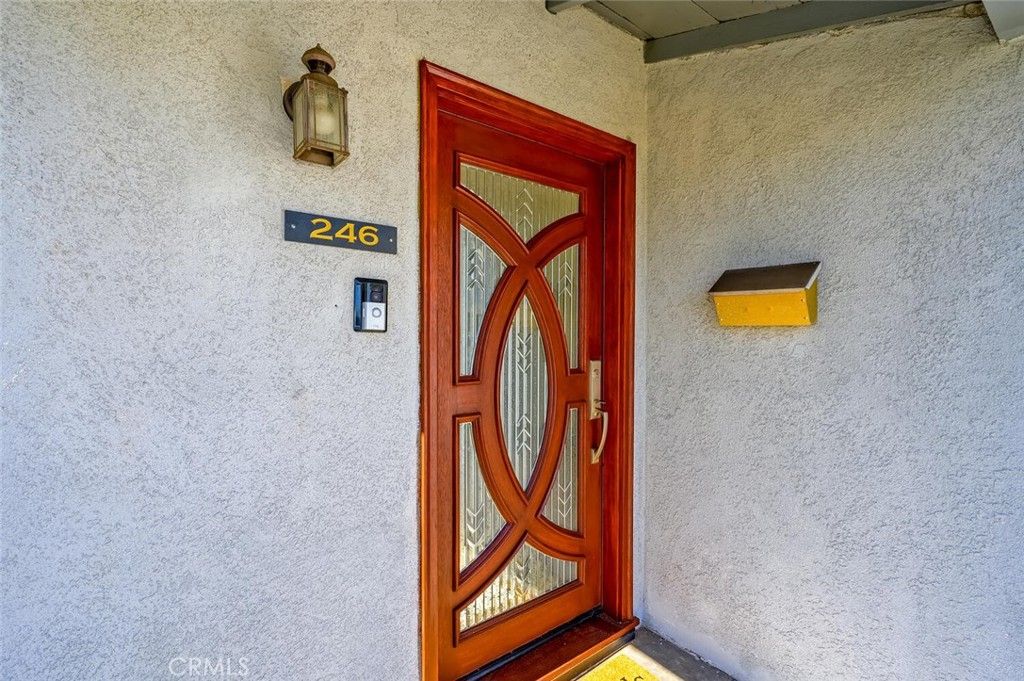 Photo of 246 S Bush St, Orange, CA 92868 (MLS # OC25242529)