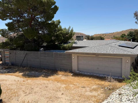 Photo of 49027 Hibiscus Drive, Morongo Valley, CA 92256 (MLS # 219147803PS)