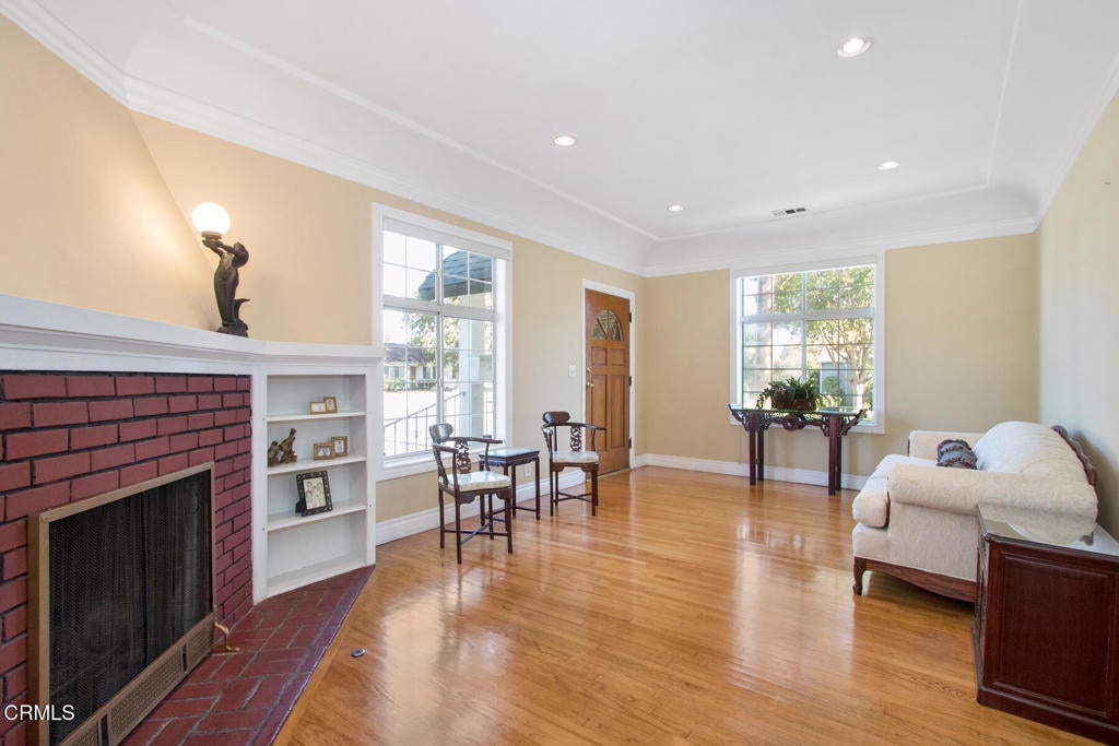 301 Rosemont Boulevard