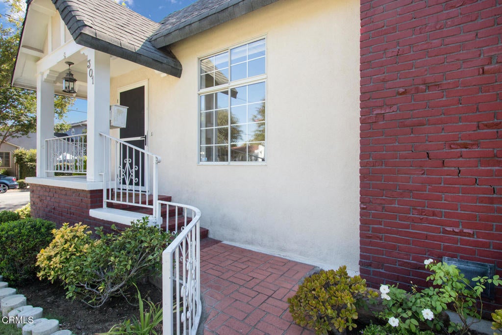 301 Rosemont Boulevard, San Gabriel CA 91775