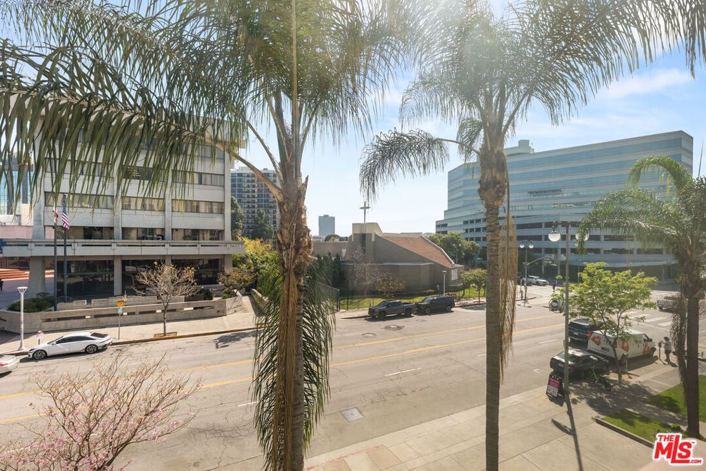 Photo of 267 S San Pedro Street #221, Los Angeles, CA 90012 (MLS # 26668731)