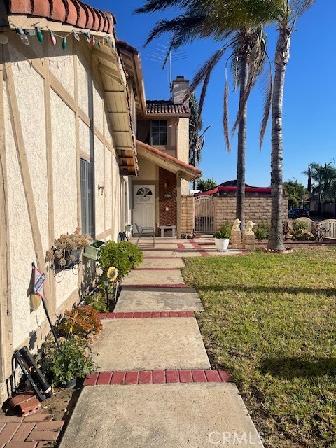 NICE HOME FOR FAMILY. SELLER READY TO SELL 3 BEDROOM 2.25 BATHROOM 2 STORY NICE AREA