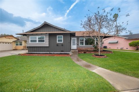 7310 Bluff Downey CA 90240