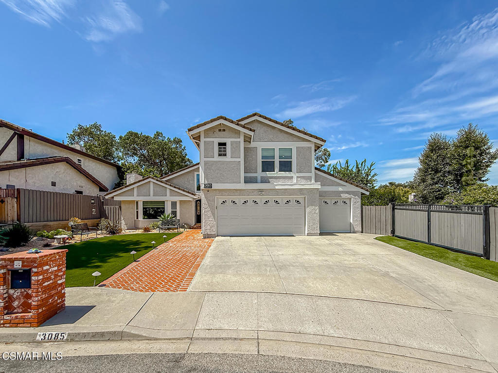 3085 Globe Avenue