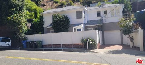 Photo of 1322 N Beverly Glen Boulevard, Los Angeles, CA 90077 (MLS # 26861027)