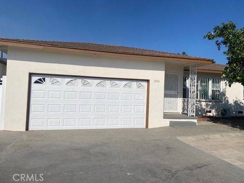 Photo of 3243 Rosemead Place, Rosemead, CA 91770 (MLS # CV26071375)