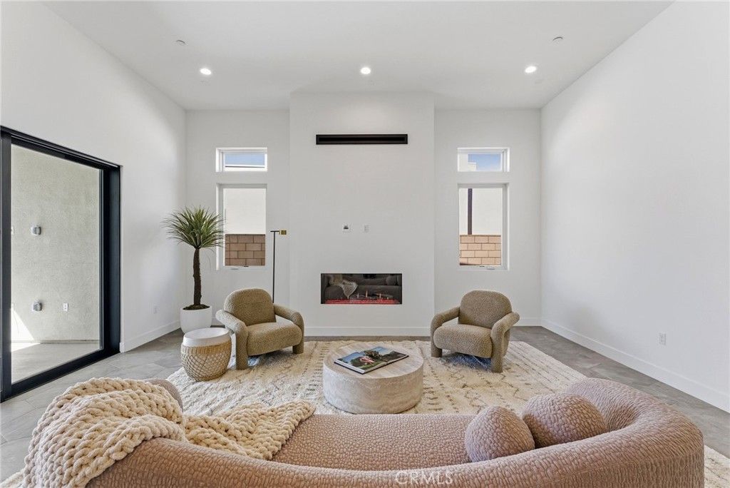 Photo of 1403 Celadon Street, Palm Springs, CA 92262 (MLS # OC25278075)