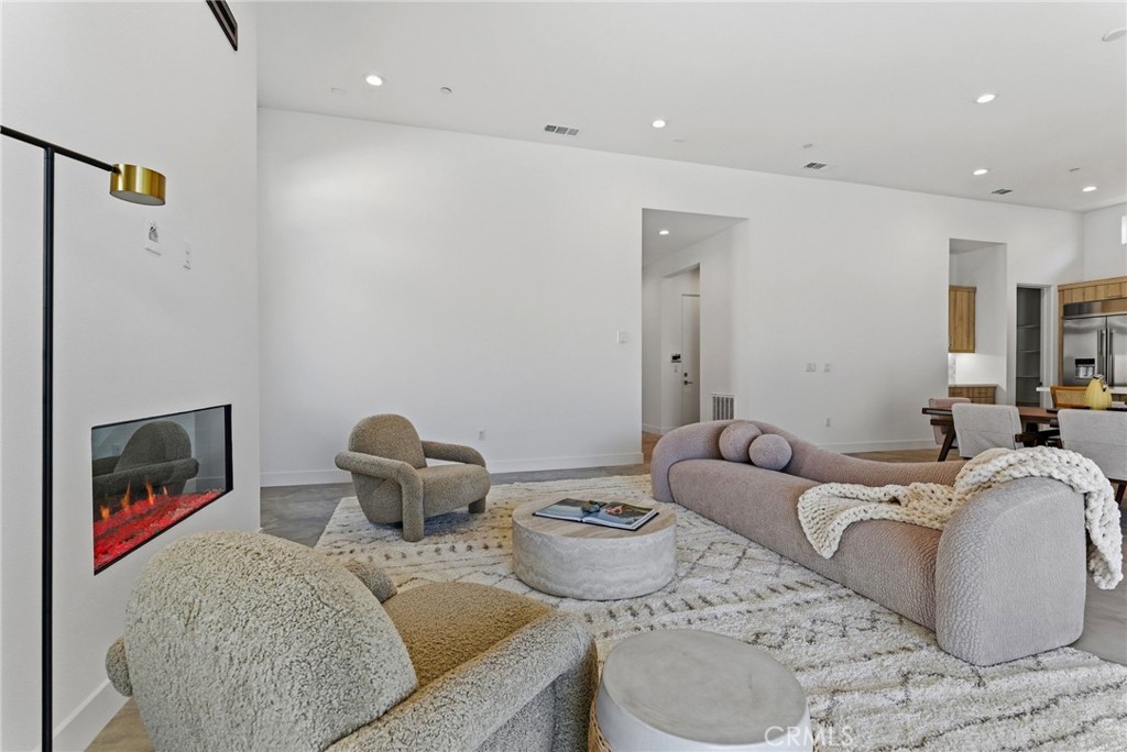 Escena (33274) - Residential