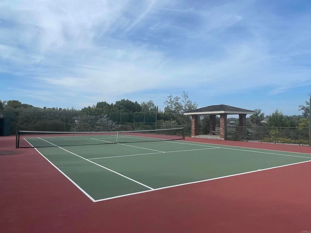 6375 La Valle Plateada