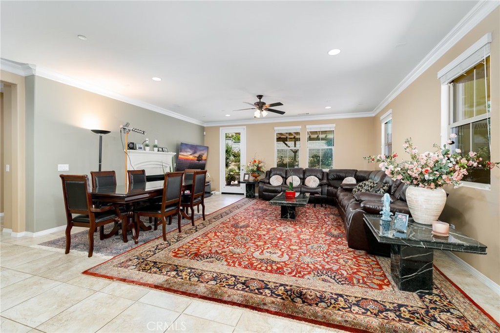 13262 Los Robles Court