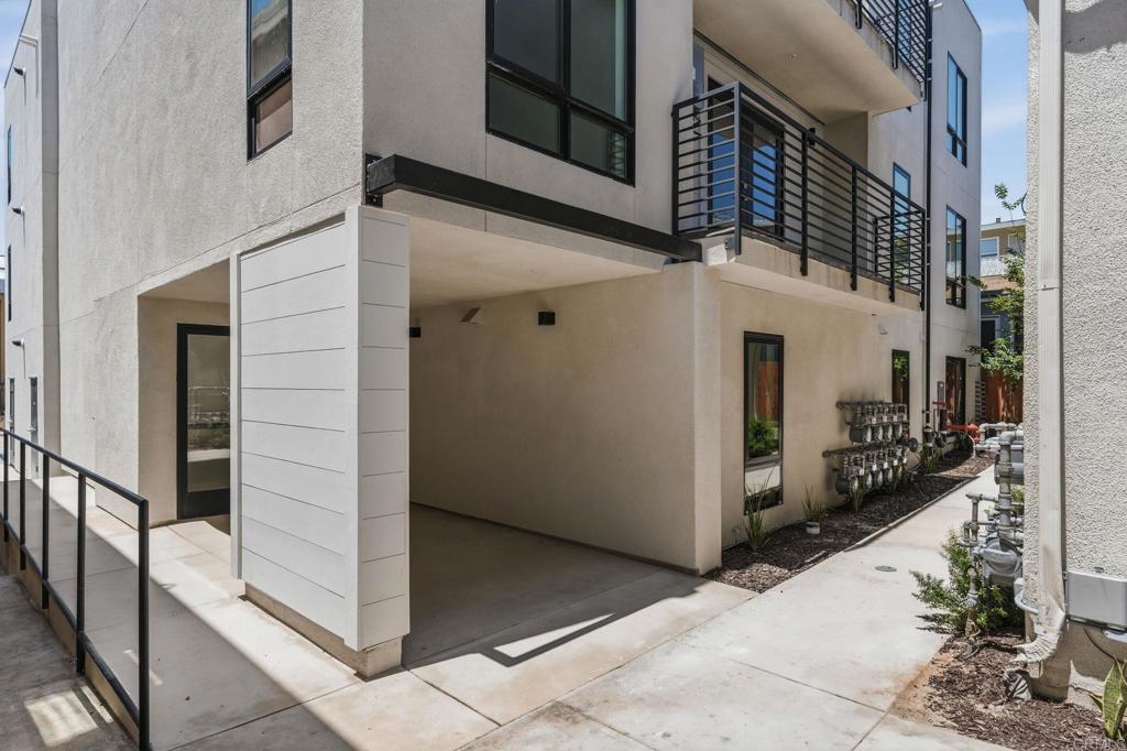 4364 4372 Alabama Street