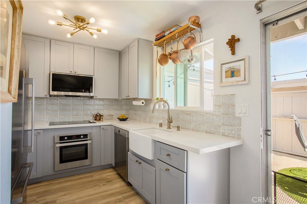 3685 Vista Campana N 66, Oceanside CA 92057