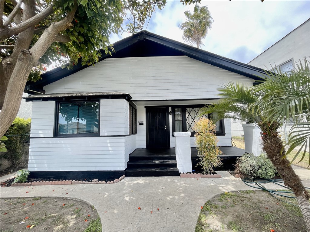 1209 S Grand Avenue 1211