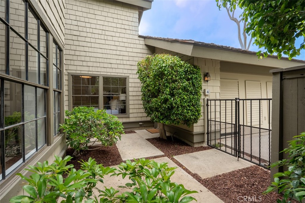 4 Woodlake
