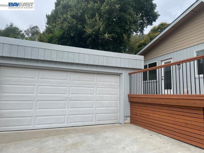 114 Baxter St