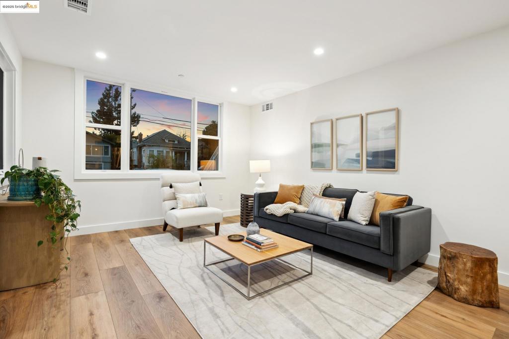 BERKELEY BORDER - Residential