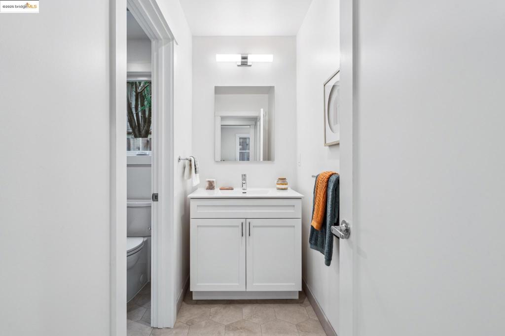 BERKELEY BORDER - Residential