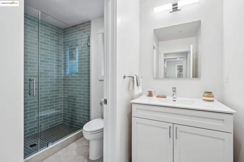 BERKELEY BORDER - Residential