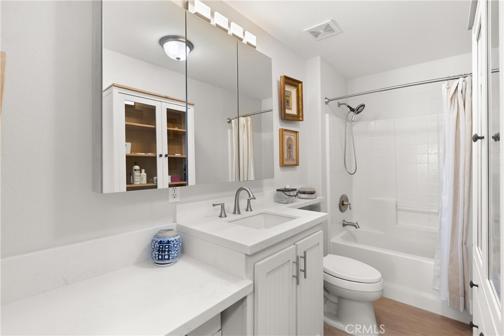 Bayside Village (BAYV) - Manufactured In Park