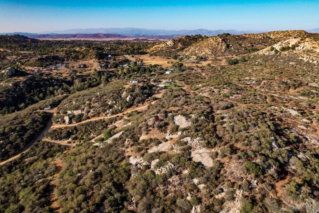 Ramona - Land