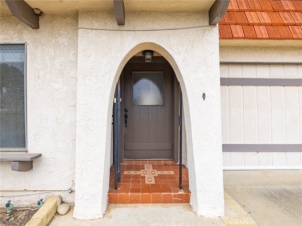 403 E Pine Avenue