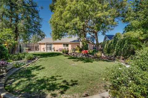 Photo of 5952 Par Cir, Huntington Beach, CA 92649 (MLS # OC26053449)