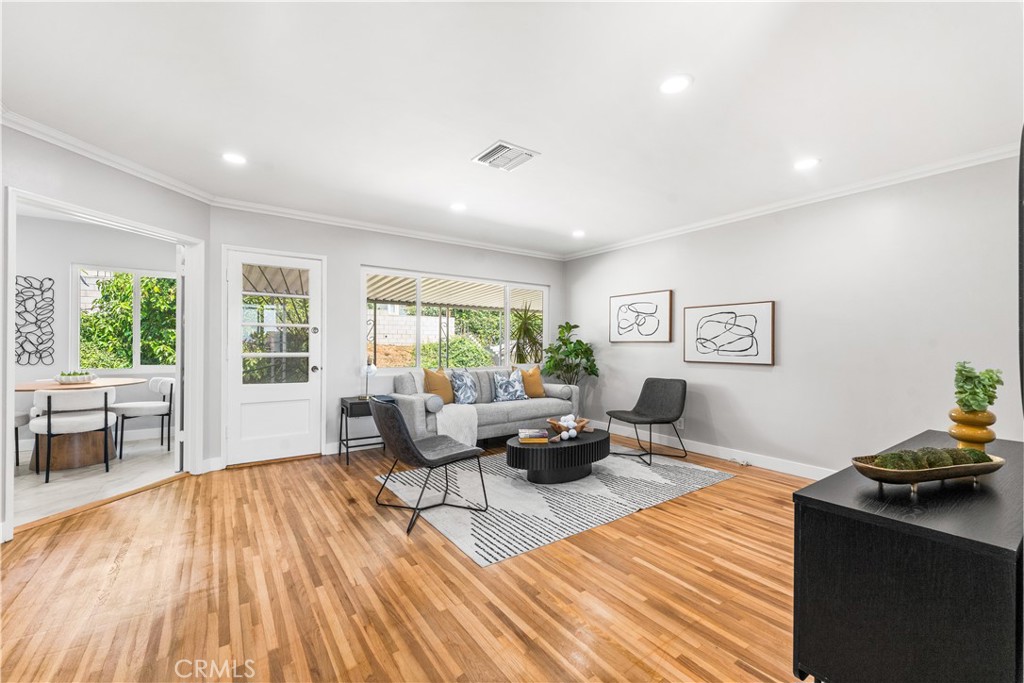 1816 Graylock