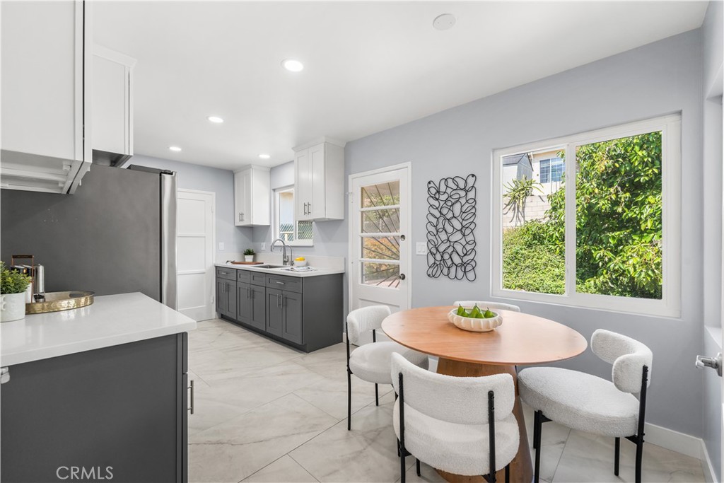 1816 Graylock