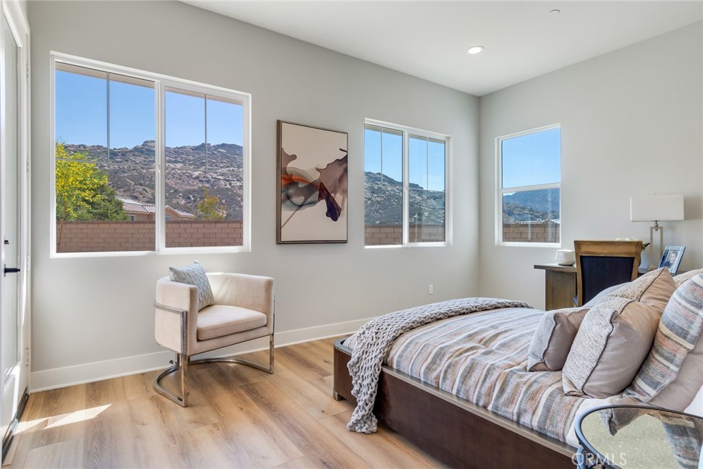 6533 Canyon Oaks