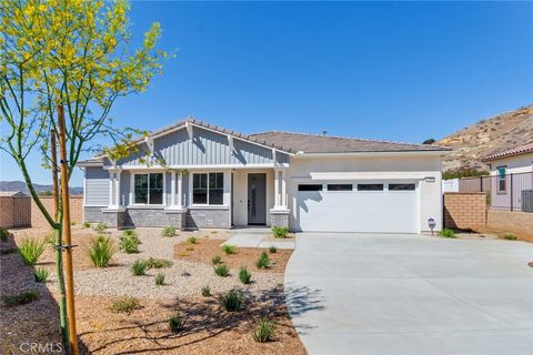 Photo of 6533 Canyon Oaks, Simi Valley, CA 93063 (MLS # TR26106056)