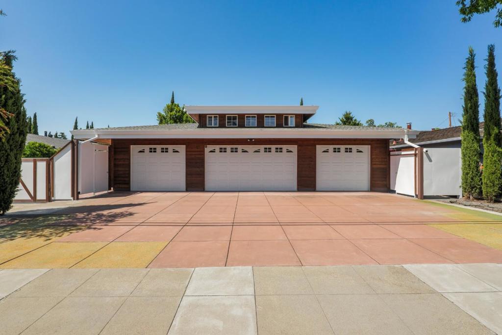 3160 Louis Road
