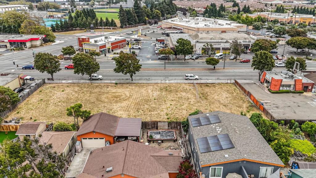 1442751 San Pablo Avenue