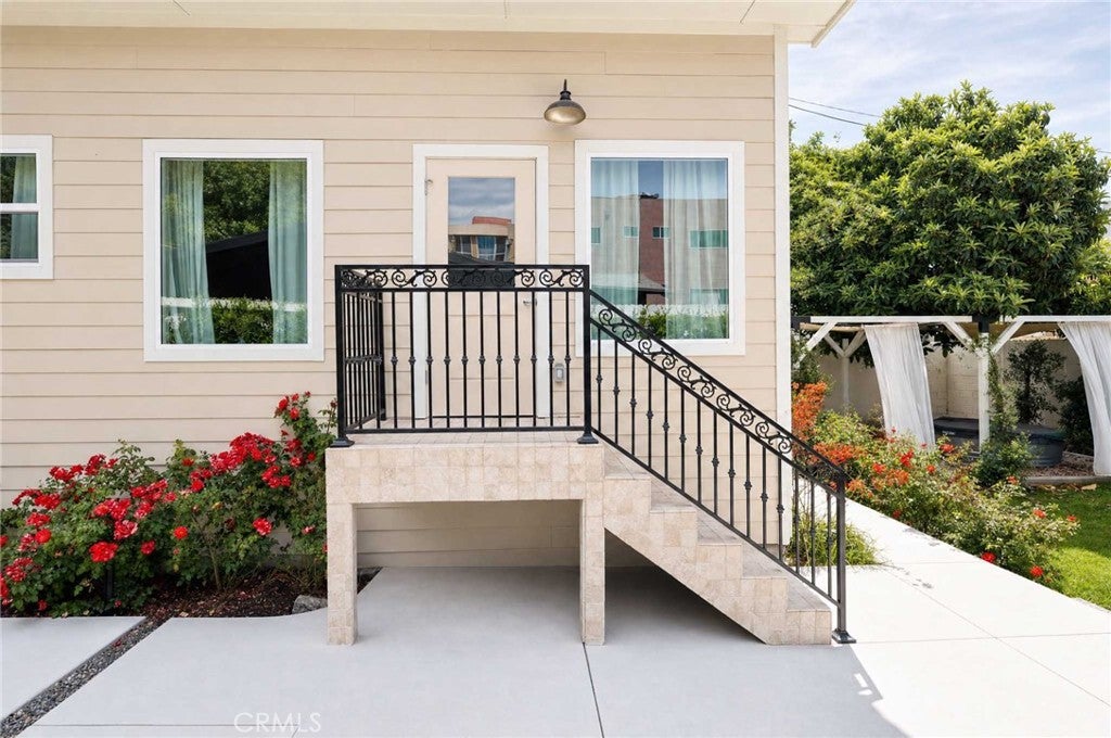 7142 Marshfield