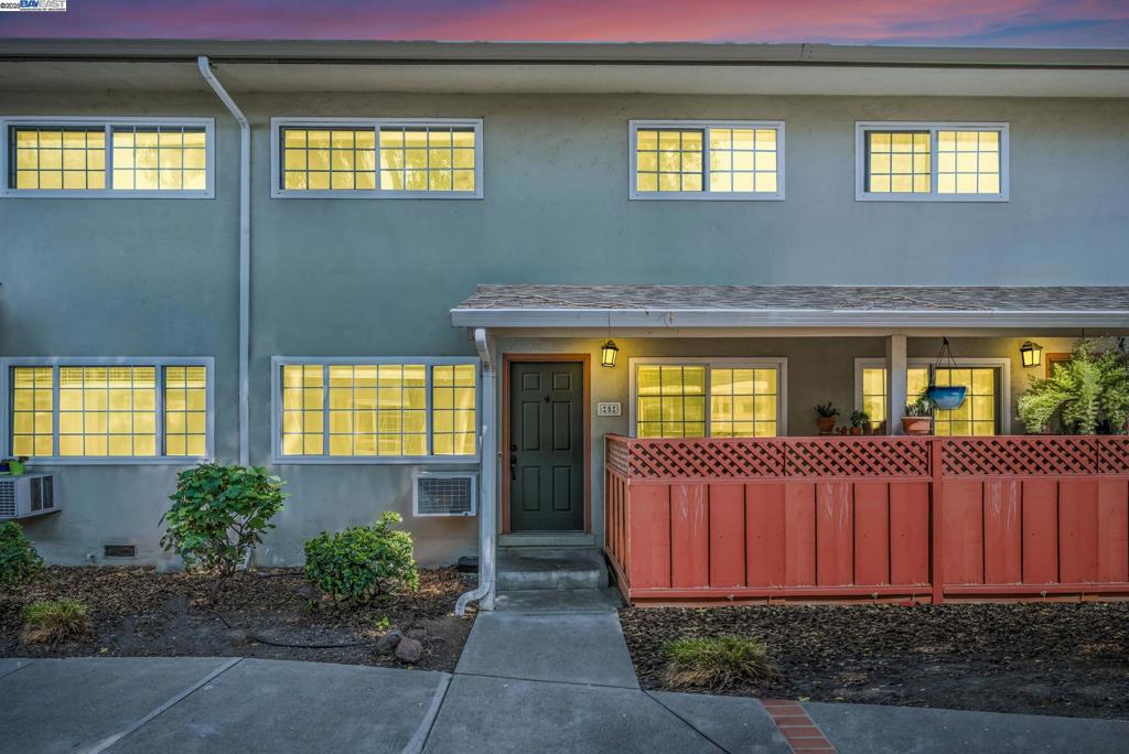 Wonderful townhome in the heart of the East Bay. This well maintained 2 bedroom, 1.5 bath unit is perfect for first time homebuyer or someone looking to settle within a great community surrounded by great schools. As you enter you'll be welcomed by an open floor plan, laminate flooring, recessed lighting, stainless steel appliances, plenty of storage space, and tons of natural light. The primary bedroom includes a walk-in closet and ceiling fan. Other features include, AC, in unit washer and dryer, outdoor patio, and 1 assigned parking spot. HOA covers water, trash, and exterior maintenance. 4 year old roof! This gated community also includes a kids playground, adult pool, and children's splash area. Close to 880 and 238, public transportation, Bart, and marketplaces nearby. Open House 6/28, 6/29 2-4 PM.