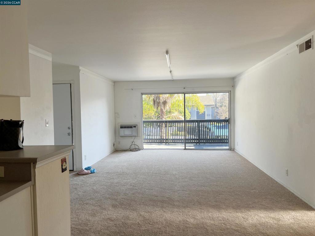 9085 Alcosta Blvd 424
