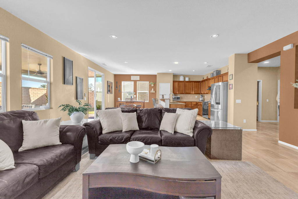 Foxstone - Residential