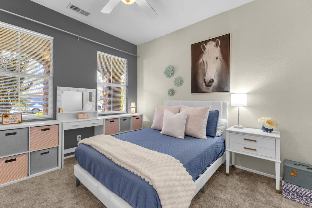 Foxstone - Residential