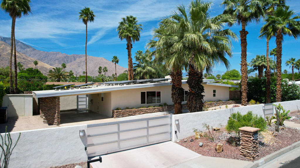 1443 N Vaquero Road