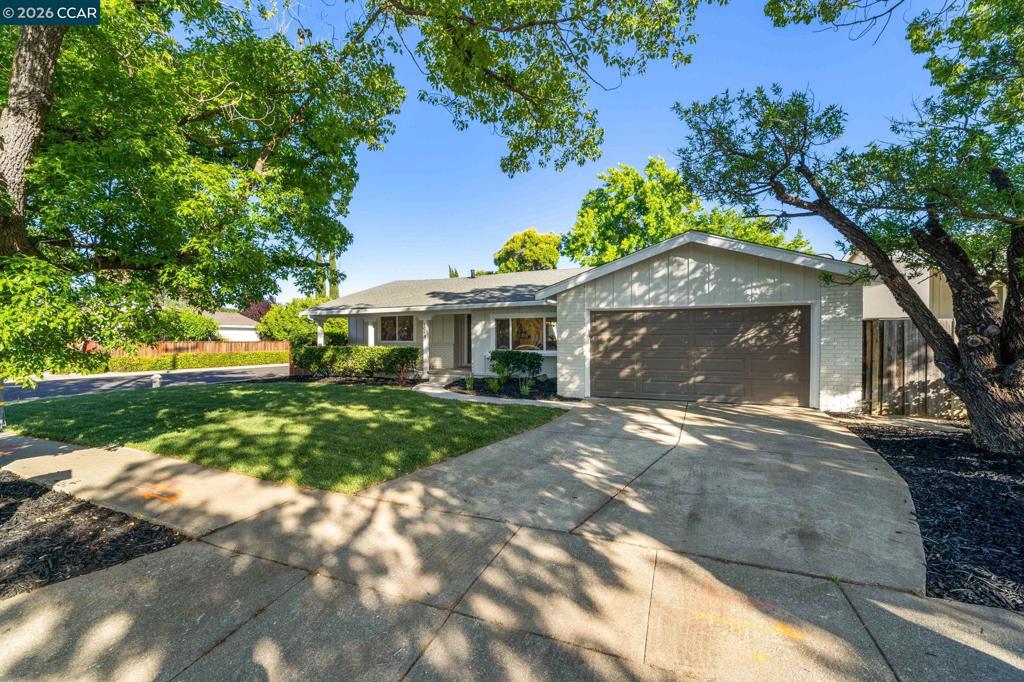 1948 Risdon Rd