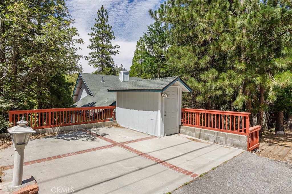 Arrowhead Woods (AWHW) - Residential