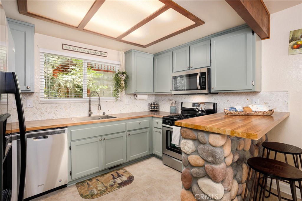 Arrowhead Woods (AWHW) - Residential