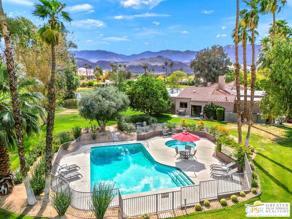514 Desert West Drive