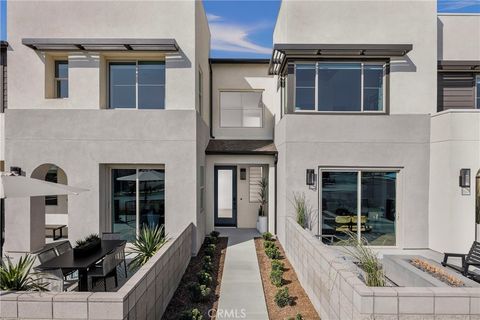 Photo of 3242 South Agate Paseo, Ontario, CA 91761 (MLS # OC26072184)